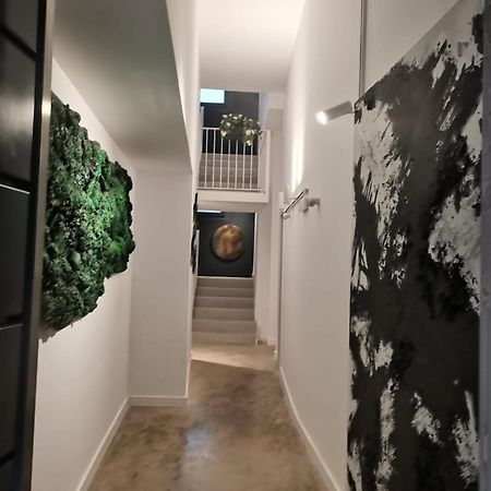 Fino Modern & Luxury Apartment เซบีญา ภายนอก รูปภาพ